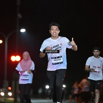Runner Photo 7628773