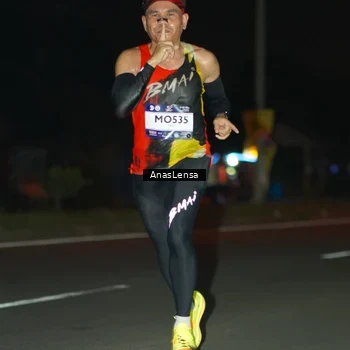 Runner Photo 7628786