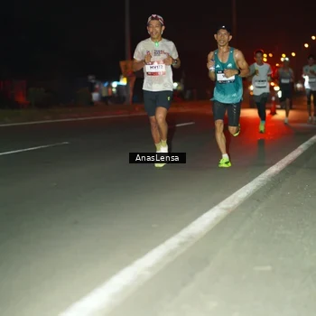 Runner Photo 7628835