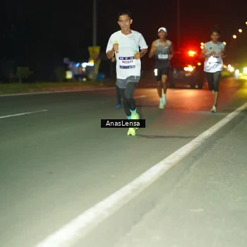 Runner Photo 7628836