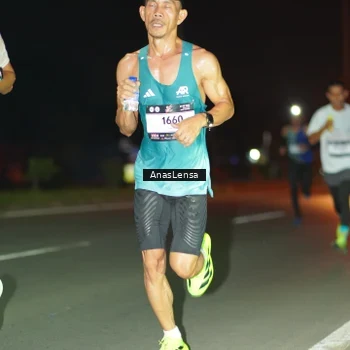 Runner Photo 7628843