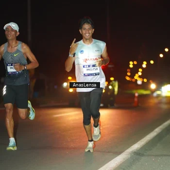 Runner Photo 7628844