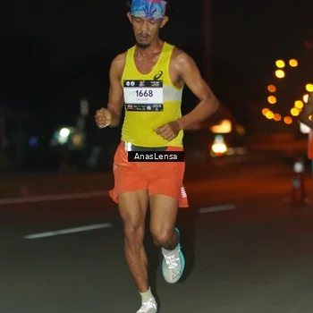 Runner Photo 7628867