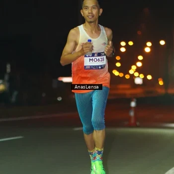 Runner Photo 7628877