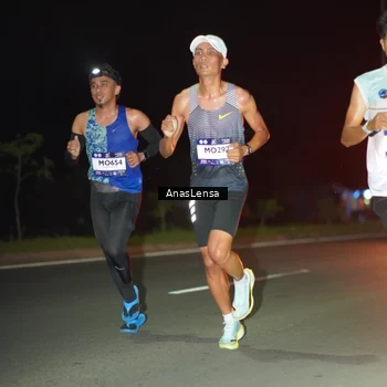 Runner Photo 7628883