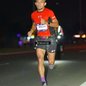 Runner Photo 7628920