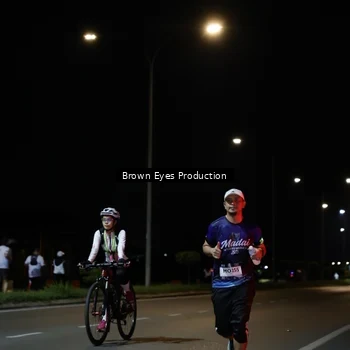 Runner Photo 7628972