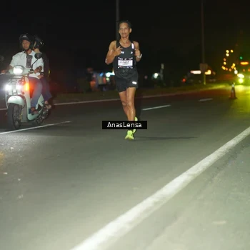 Runner Photo 7628975
