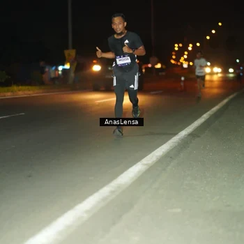 Runner Photo 7629004