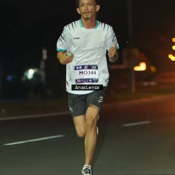 Runner Photo 7629011