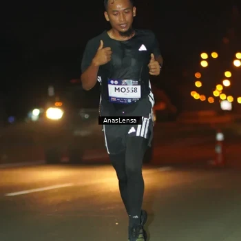 Runner Photo 7629016