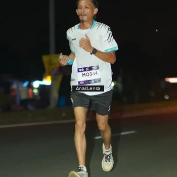 Runner Photo 7629019