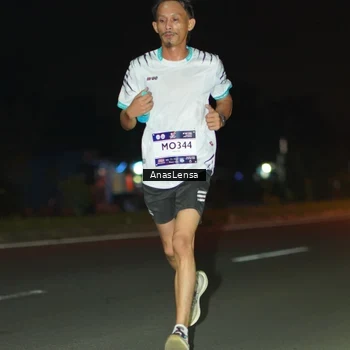 Runner Photo 7629026