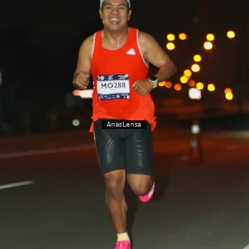Runner Photo 7629030