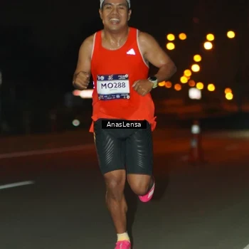 Runner Photo 7629031