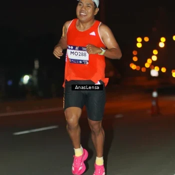 Runner Photo 7629032