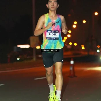 Runner Photo 7629040