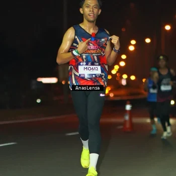 Runner Photo 7629054