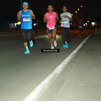Runner Photo 7629078