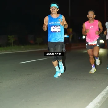 Runner Photo 7629081