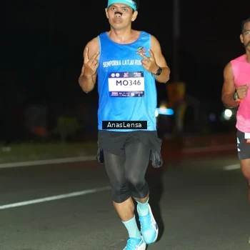 Runner Photo 7629085