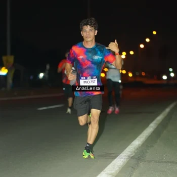Runner Photo 7629102