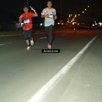 Runner Photo 7629108