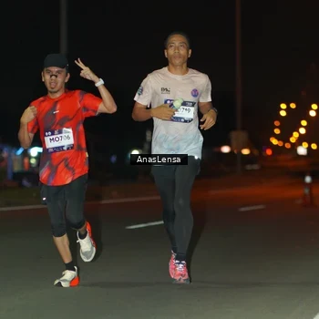 Runner Photo 7629111