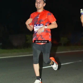 Runner Photo 7629113