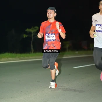 Runner Photo 7629118