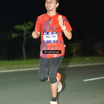 Runner Photo 7629119