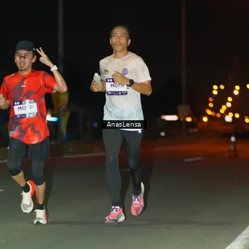 Runner Photo 7629121