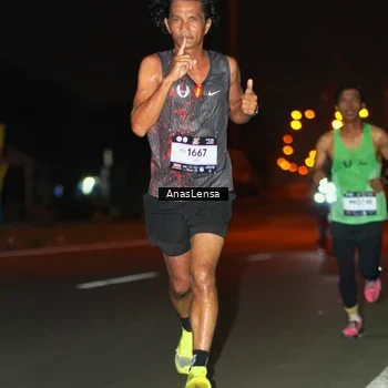Runner Photo 7629175