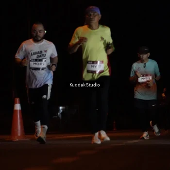 Runner Photo 7629240