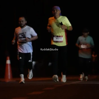 Runner Photo 7629248