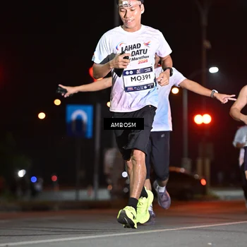 Runner Photo 7629290