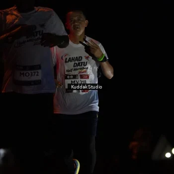 Runner Photo 7629303