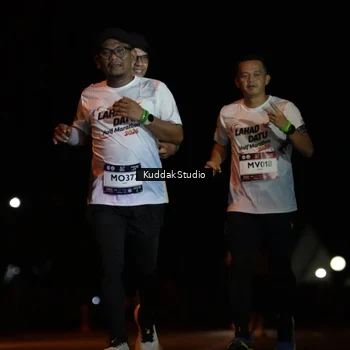 Runner Photo 7629332