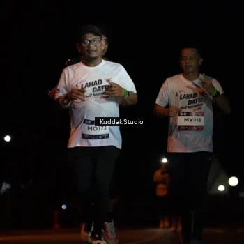 Runner Photo 7629335