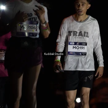 Runner Photo 7629342