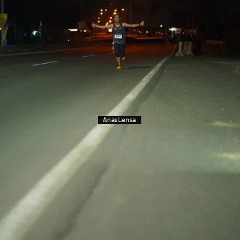 Runner Photo 7629372