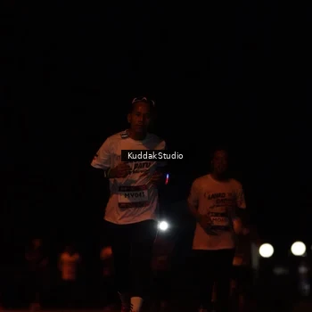 Runner Photo 7629400