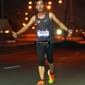 Runner Photo 7629419