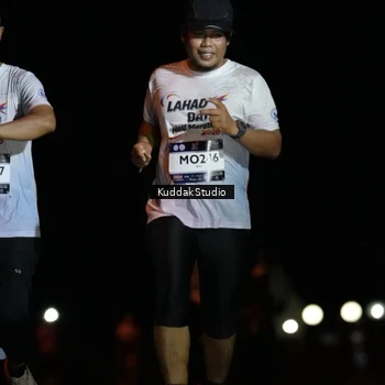 Runner Photo 7629471