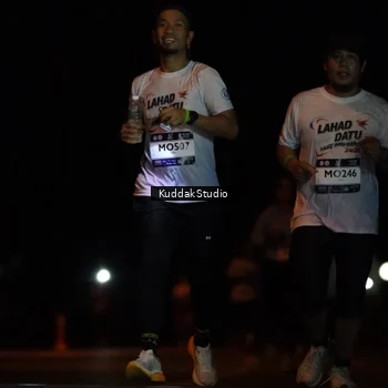 Runner Photo 7629481