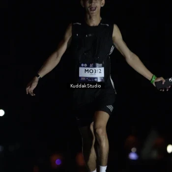 Runner Photo 7629515