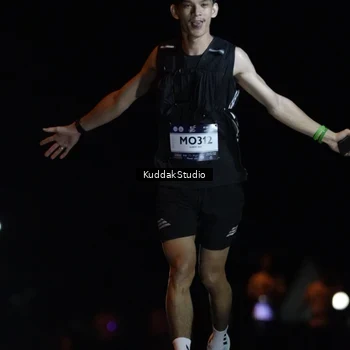 Runner Photo 7629517