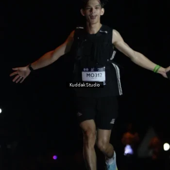 Runner Photo 7629520