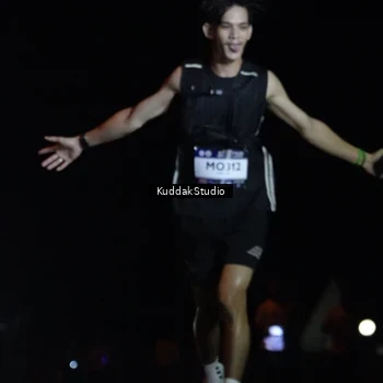 Runner Photo 7629526