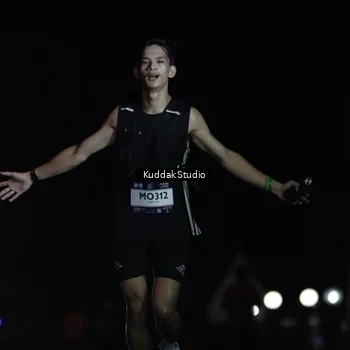 Runner Photo 7629535
